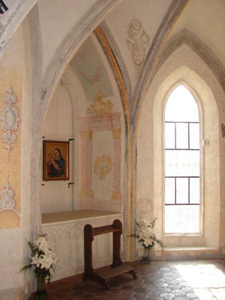 Opatská kaple se Zlatokorunskou madonou Opatská kaple se Zlatokorunskou madonou